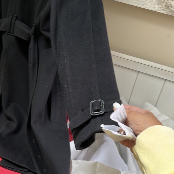 burberry coat - Picture 8 of 8